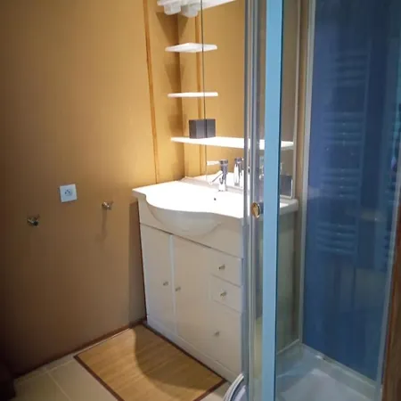 La Canette De Phil - D'hotes, Independante - Vue Sur Piscine