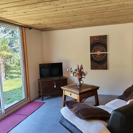 Bed & Breakfast La Canette De Phil - D'hotes, Independante - Vue Sur Piscine Samatan