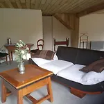 La Canette De Phil - D'hotes, Independante - Vue Sur Piscine Bed & Breakfast 3*