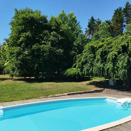 La Canette De Phil - D'hotes, Independante - Vue Sur Piscine Bed & Breakfast 3*